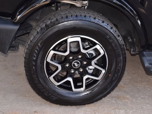 Certified 2025 Ford Bronco Outer Banks image 46