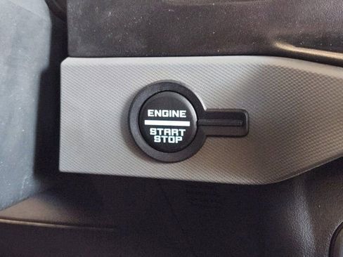 Used 2022 Ford Bronco 4-Door image 8