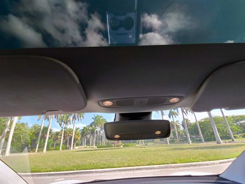 Used 2022 Tesla Model 3 RWD image 12