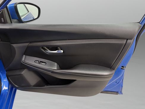 Used 2024 Nissan Sentra SV FWD image 24
