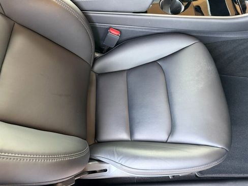 Used 2020 Tesla Model Y Long Range image 40