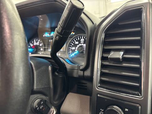 Used 2019 Ford F150 XLT w/ Equipment Group 302A Luxury image 27
