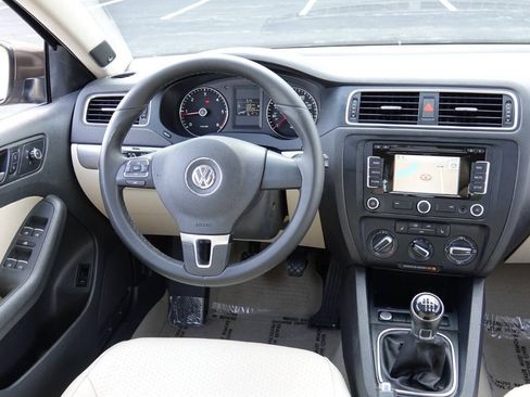 Used 2014 Volkswagen Jetta TDI FWD image 72