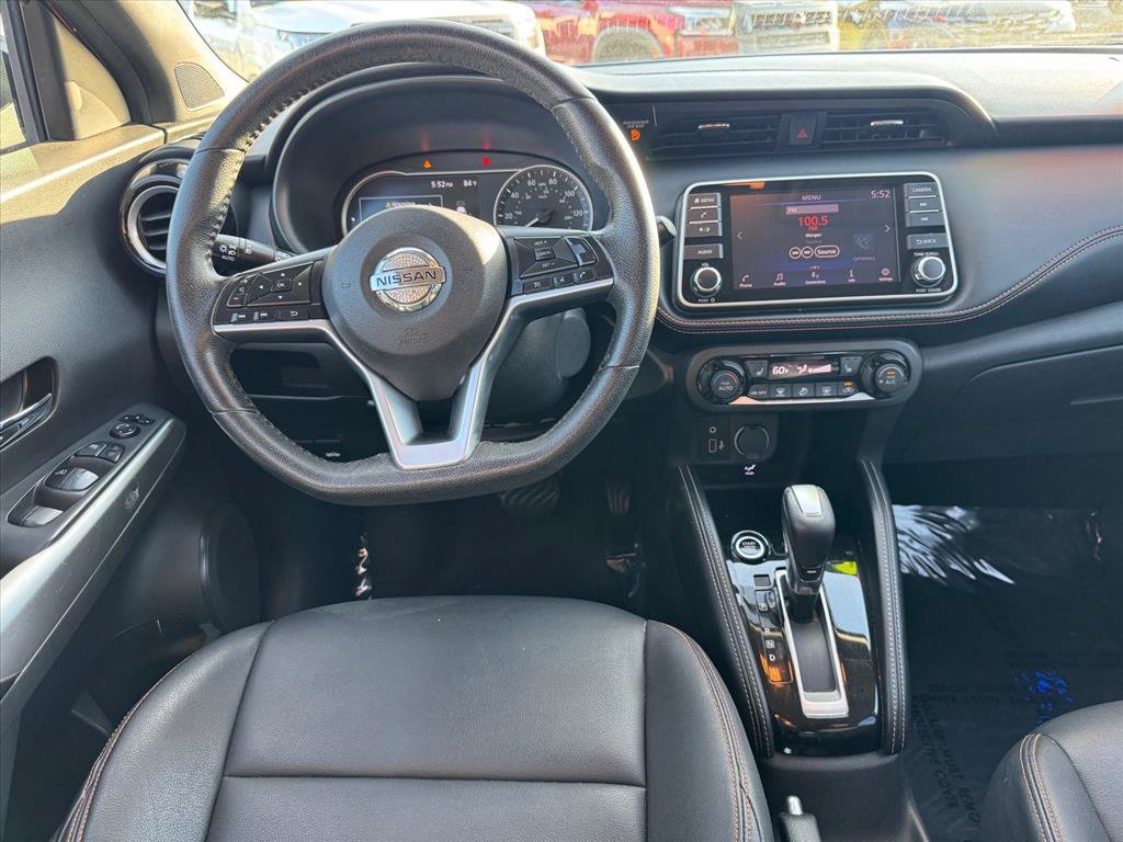 Used 2019 Nissan Kicks SR w/ SR Premium Package FWD image 12