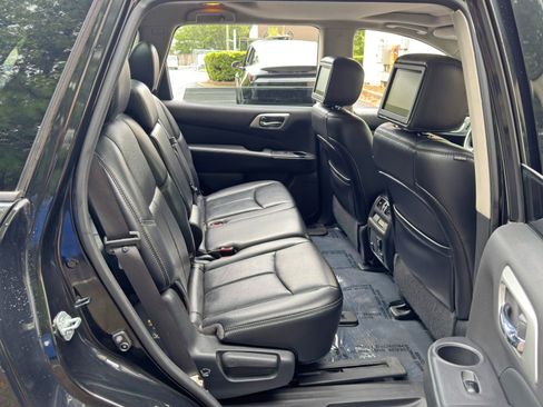 Used 2017 Nissan Pathfinder Platinum AWD/4WD image 44