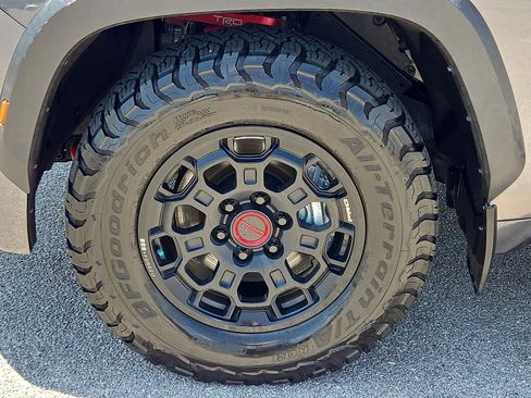 Used 2024 Toyota Sequoia TRD Pro AWD/4WD image 7