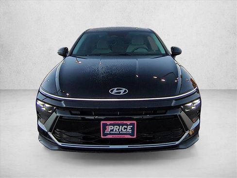 Used 2025 Hyundai Sonata SE image 2