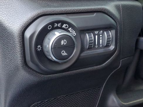 Used 2021 Jeep Gladiator Sport image 17