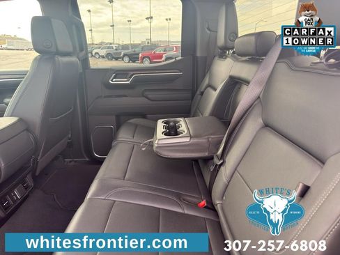 Used 2025 GMC Sierra 1500 SLT AWD/4WD image 22