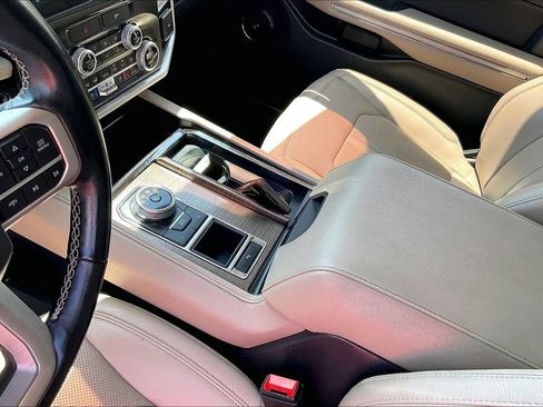 Used 2022 Ford Expedition Limited RWD image 17