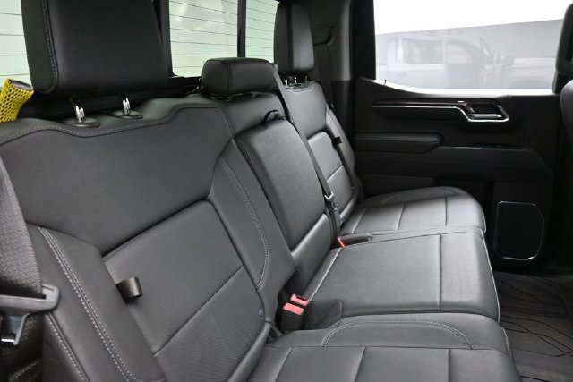 Used 2023 Chevrolet Silverado 1500 LTZ w/ LTZ Convenience Package II AWD/4WD image 26