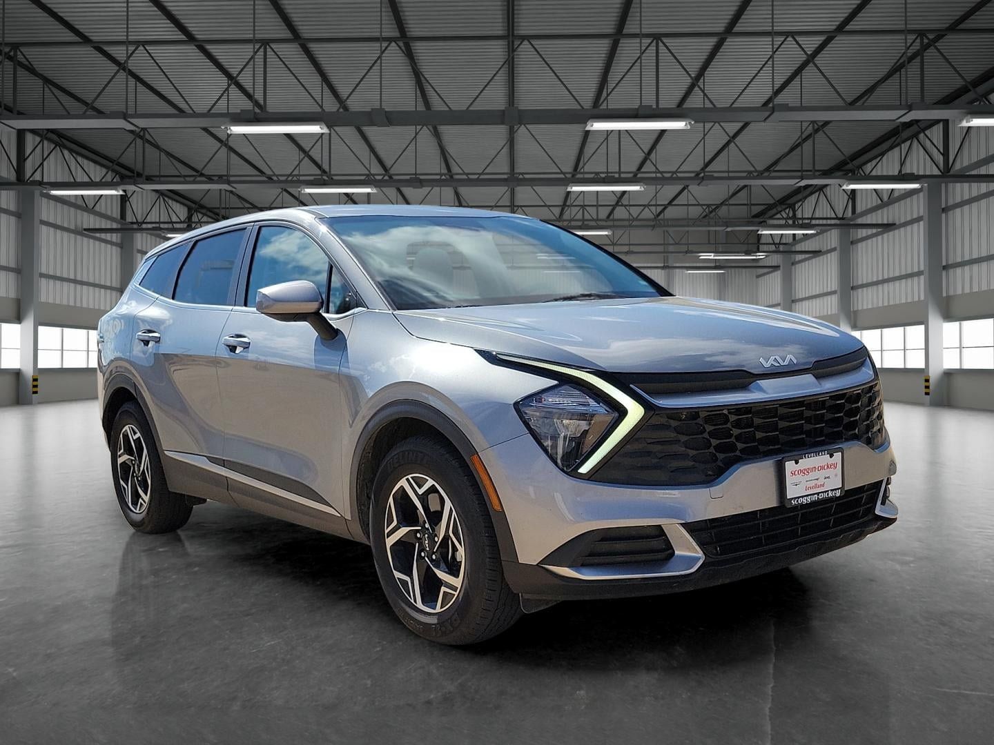 Used 2023 Kia Sportage LX FWD image 6