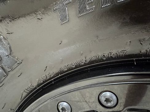 Used 2024 Ford Bronco Wildtrak AWD/4WD image 24