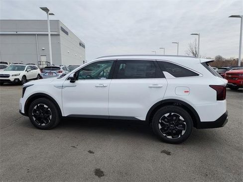 New 2026 Kia Sorento S w/ S Panoramic Sunroof Package image 7