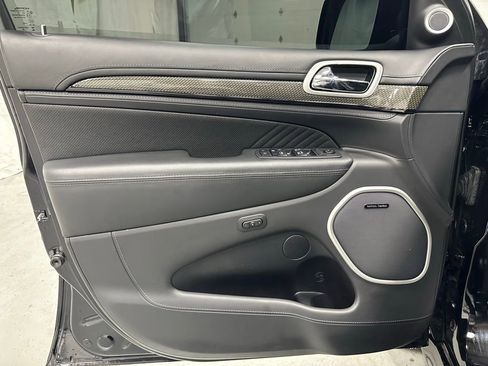 Used 2020 Jeep Grand Cherokee Trackhawk image 8