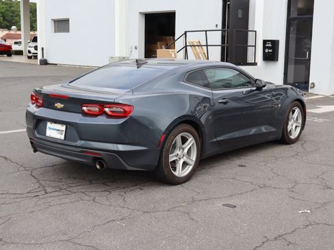 Used 2022 Chevrolet Camaro LT w/ Technology Package RWD image 21