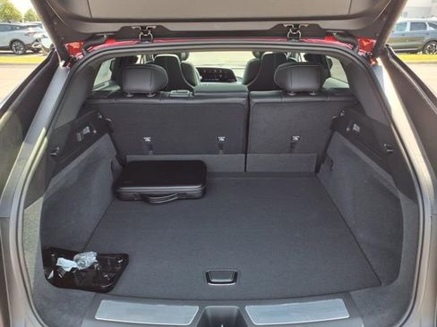 New 2025 Cadillac Lyriq Sport image 19