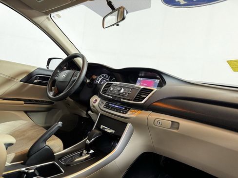 Used 2014 Honda Accord EX image 11