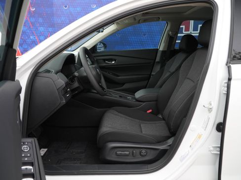 New 2025 Honda Accord SE image 16