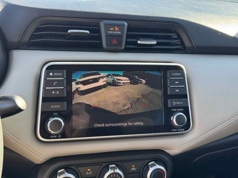 Used 2020 Nissan Versa SV image 16