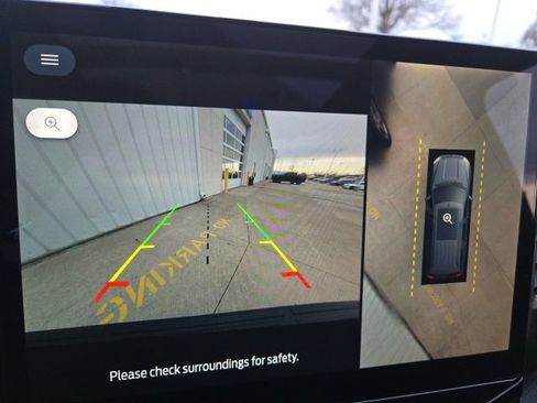 Used 2023 Ford Expedition Limited image 27