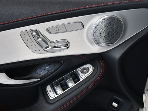 Used 2019 Mercedes-Benz GLC 43 AMG 4MATIC image 11