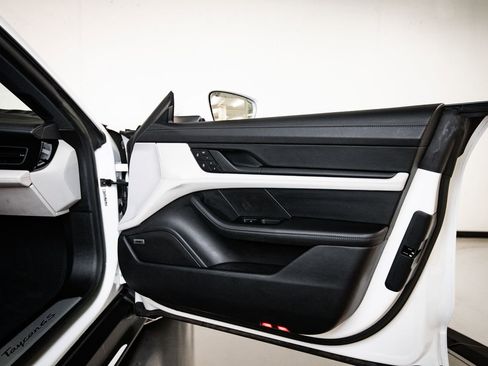 Certified 2023 Porsche Taycan 4S AWD/4WD image 28