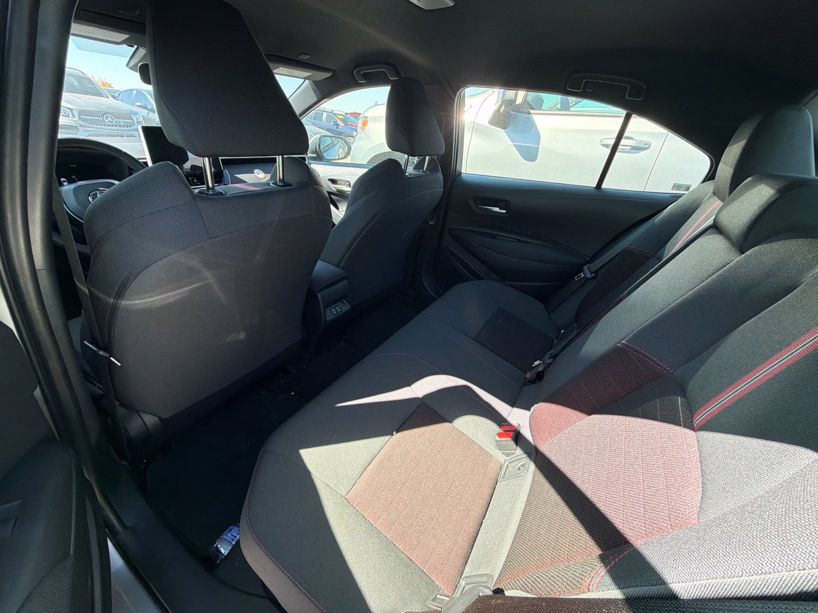Used 2026 Toyota Corolla SE w/ SE Premium Package FWD image 4