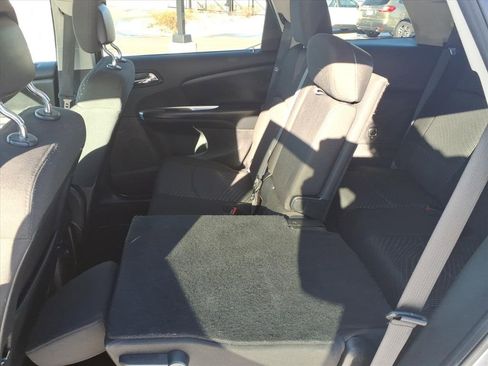Used 2016 Dodge Journey SXT w/ Comfort/Convenience Group image 27