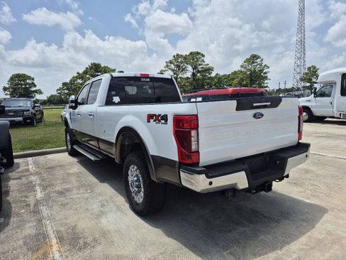 Used 2022 Ford F350 Lariat w/ Chrome Package AWD/4WD image 4