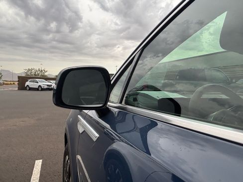 Certified 2025 Kia Sorento S w/ Panoramic Sunroof Package FWD image 7