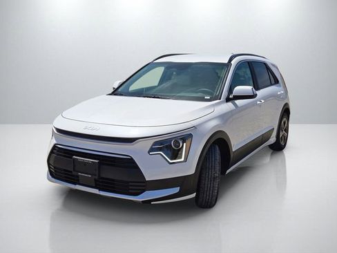 New 2026 Kia Niro EX FWD image 8