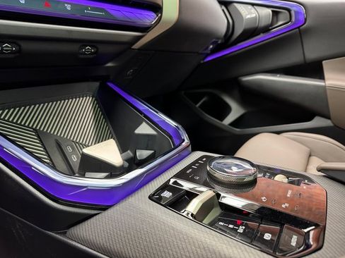 Certified 2025 BMW X3 xDrive30i w/ Premium Package image 19