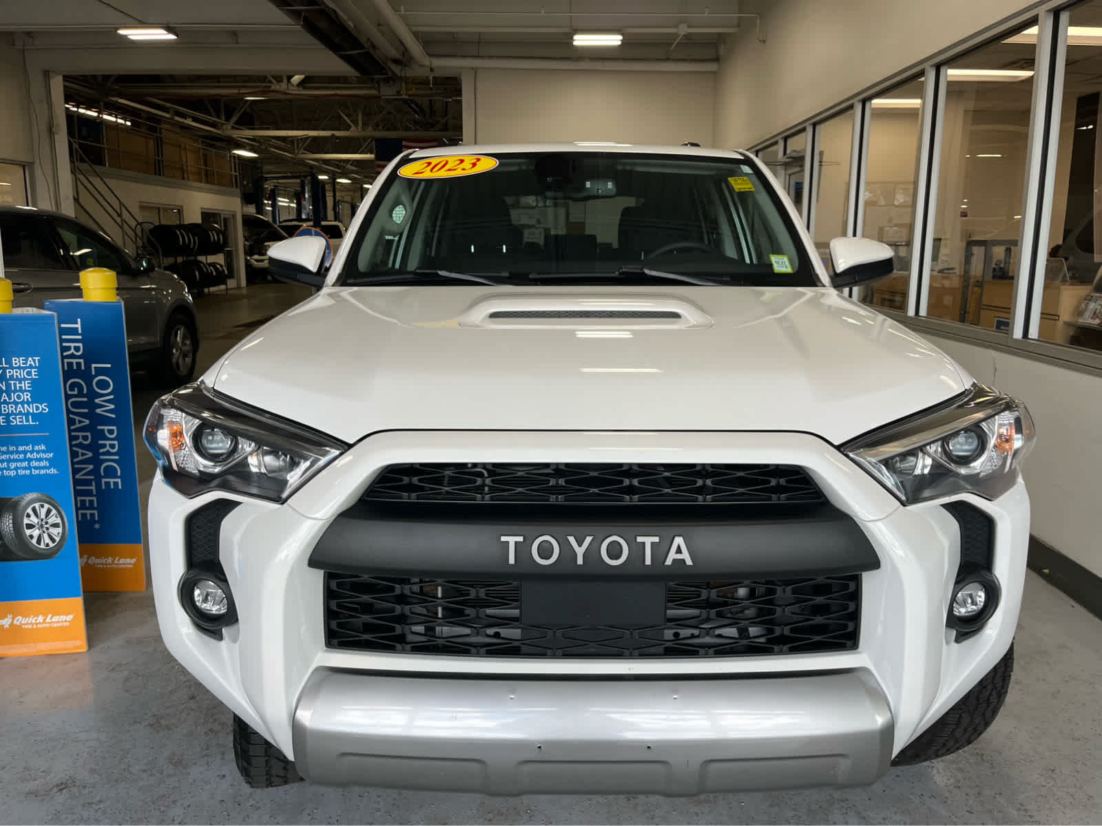 Used 2023 Toyota 4Runner TRD Off-Road AWD/4WD image 3