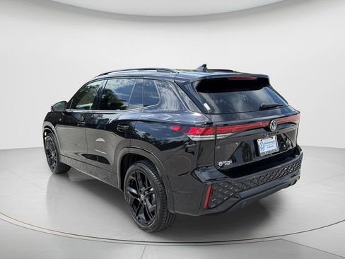 New 2026 Volkswagen Tiguan SE R-Line FWD image 8