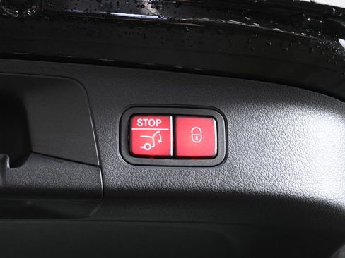 Certified 2026 Mercedes-Benz GLA 250 4MATIC image 35