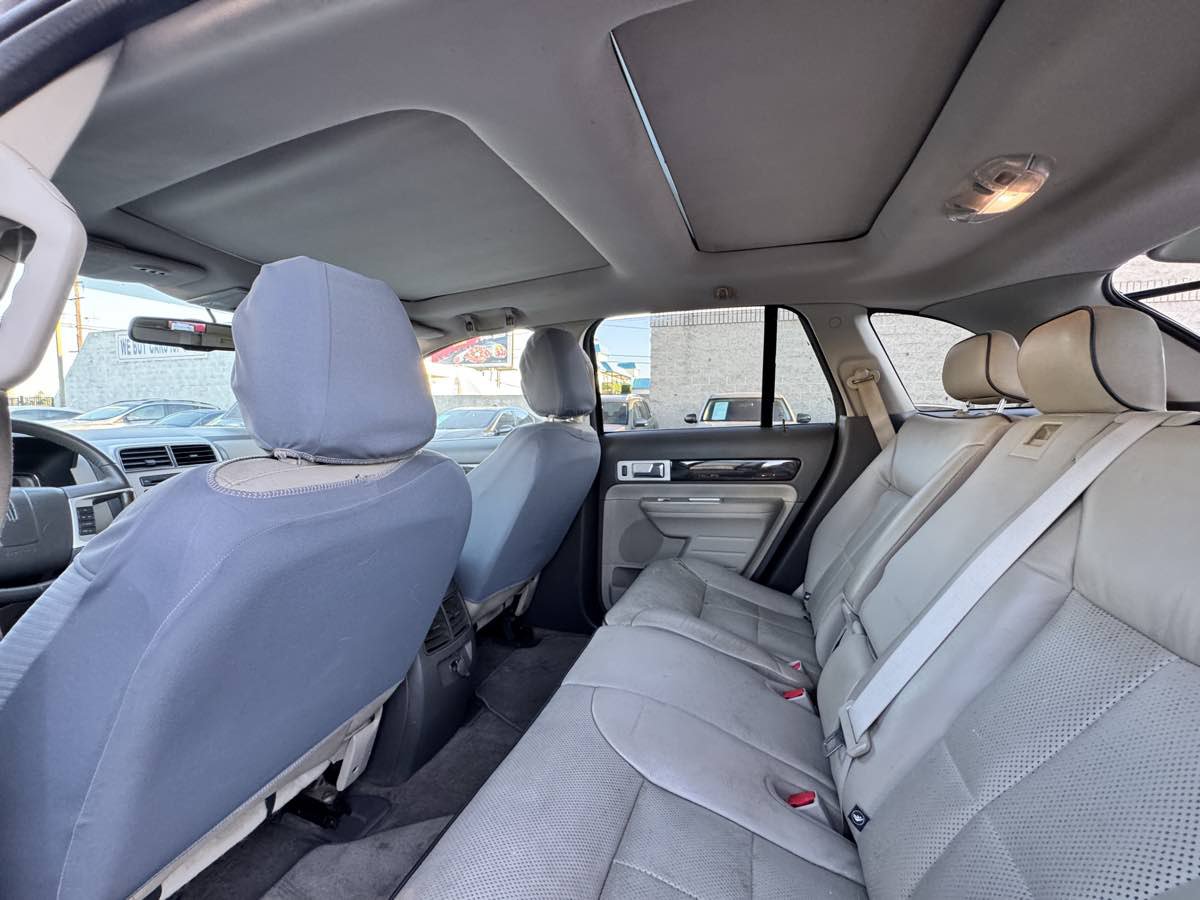 Used 2009 Lincoln MKX 2WD image 29