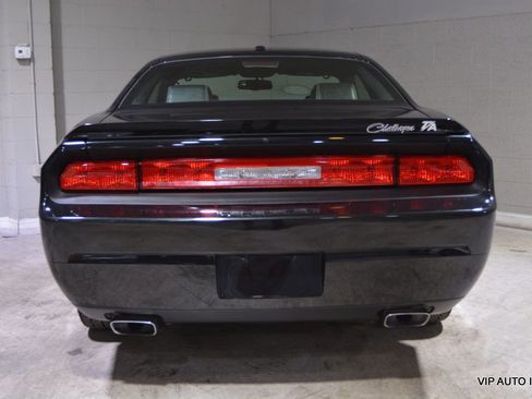 Used 2009 Dodge Challenger R/T image 6