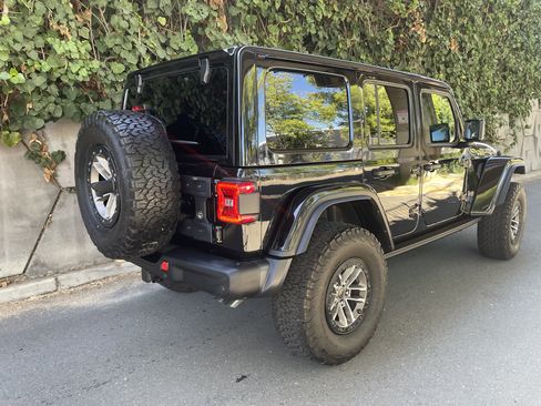 Used 2024 Jeep Wrangler Unlimited Rubicon 392 AWD/4WD image 4