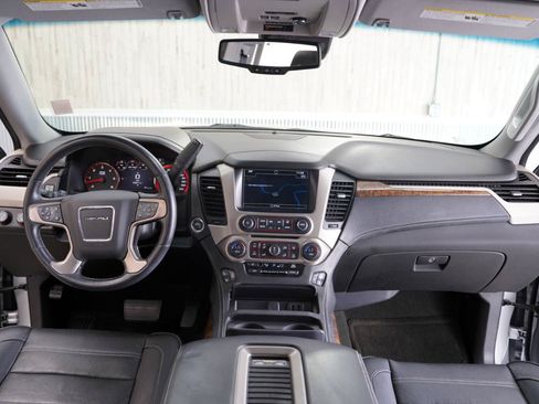 Used 2016 GMC Yukon Denali w/ Open Road Package AWD/4WD image 17