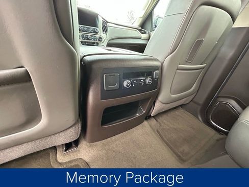 Used 2016 GMC Yukon Denali image 21