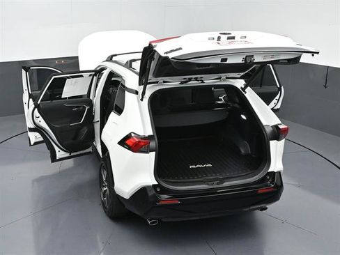 Used 2024 Toyota RAV4 SE w/ Weather & Moonroof Package AWD/4WD image 51