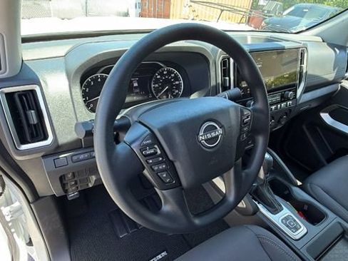 New 2026 Nissan Frontier SV w/ Tow Package AWD/4WD image 30
