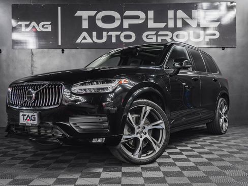 Used 2020 Volvo XC90 T6 Momentum w/ Protection Package Premier image 2