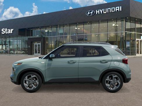 New 2026 Hyundai Venue SEL FWD image 3
