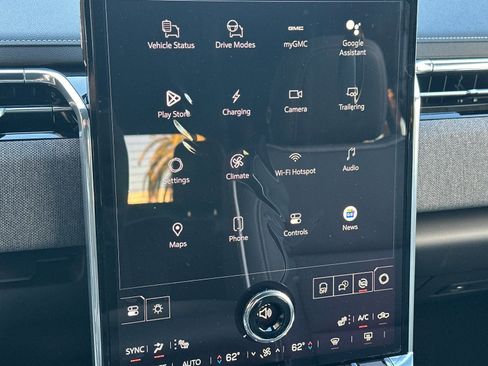 New 2026 GMC Sierra EV Elevation image 17