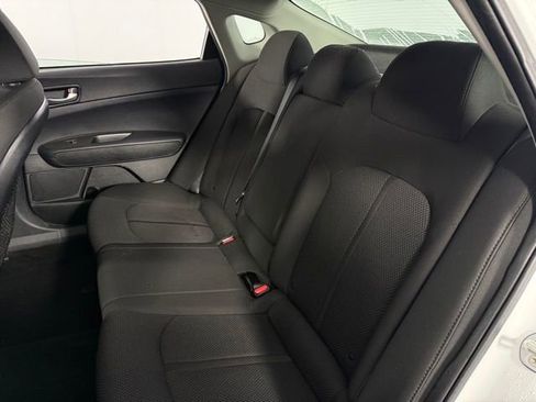 Used 2019 Kia Optima LX image 17