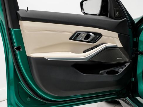 Used 2023 BMW M3 Competition image 37