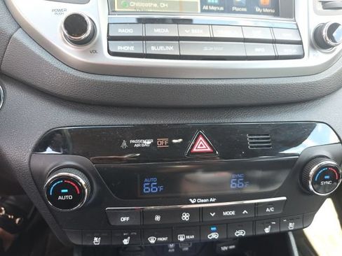 Used 2017 Hyundai Tucson Limited w/ Limited Ultimate Package 03 AWD/4WD image 3