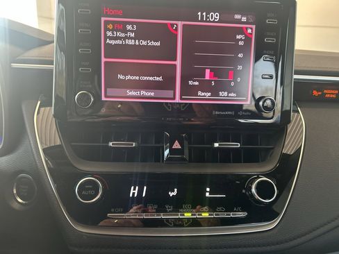 Used 2021 Toyota Corolla XSE image 20